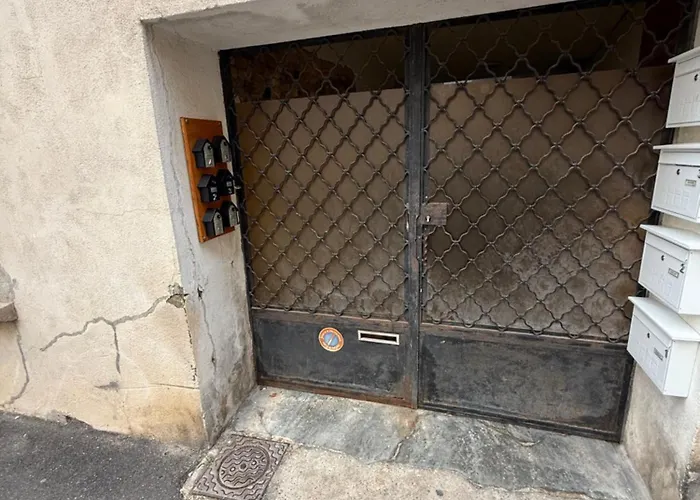 Apartment Centre-ville 5 Personnes, Climatise, 2 Narbonne